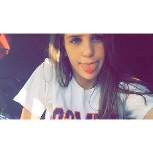 Meet your Posher, Laura ruth