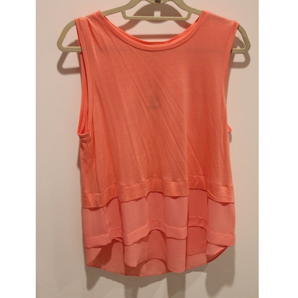 NWT Michael Kors Tiered Chiffon Hem Tank - Picture 2 of 3