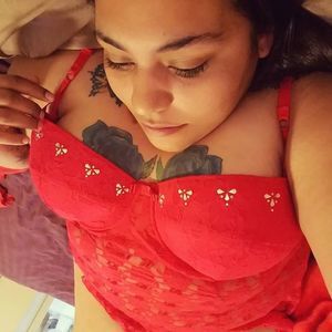 Meet your Posher, Roxanne