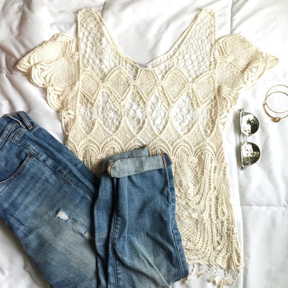Lace festival top
