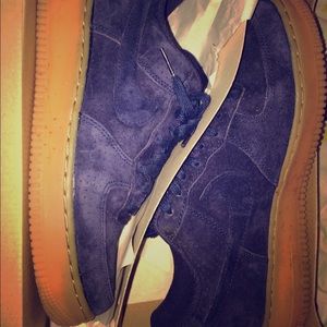 Size 9.5 women fits 7 youth 8 men Nike Af1
