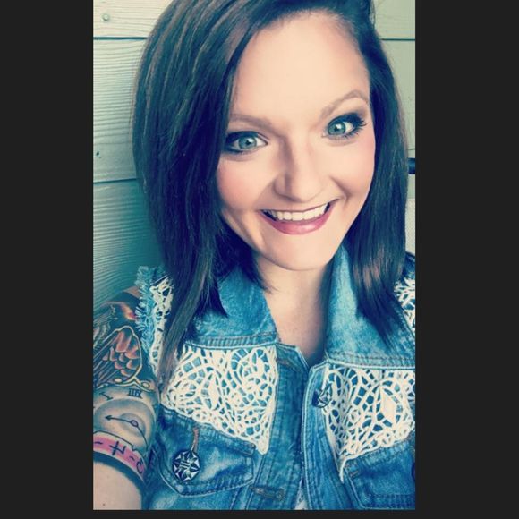 Meet your Posher, Maggie