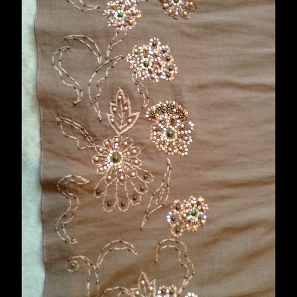 Beachy dress - Picture 2 of 3