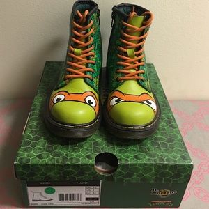 Dr Martens ninja turtle boots size 1