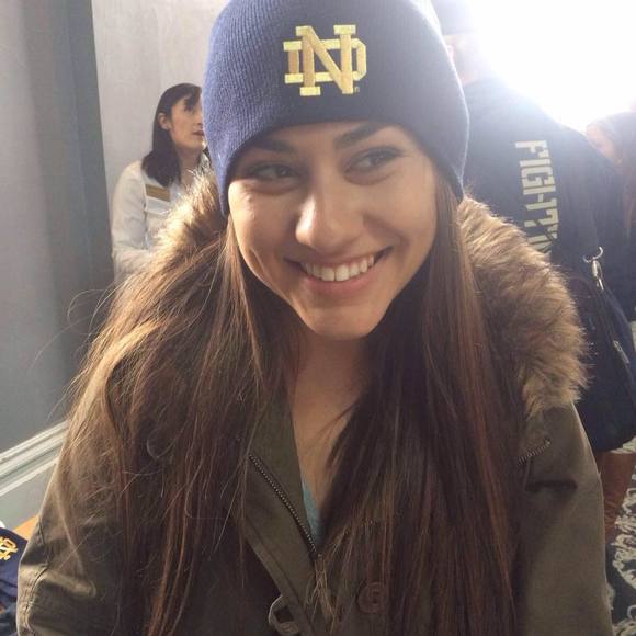 Meet your Posher, Evelyn