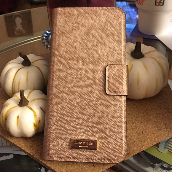 ♠️ Kate Spade rose gold, leather wrap folio case.