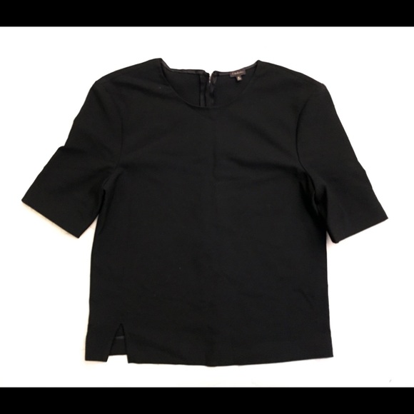 Aritzia - T.Babaton line zip up shirt