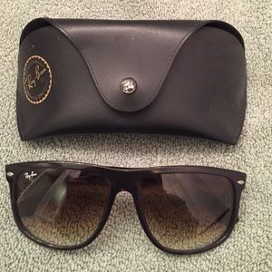 Ray-Ban ® RB4147 sunglasses