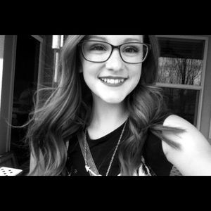 Meet your Posher, Jacie