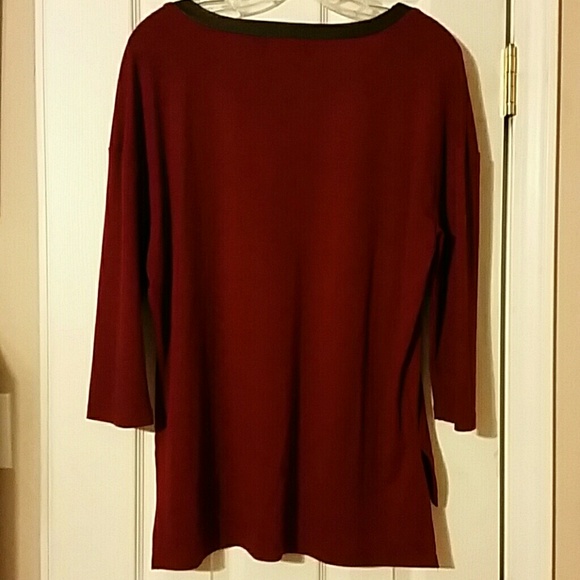 Top - Picture 2 of 3