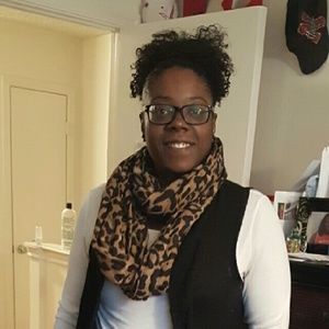 Meet your Posher, Nakia