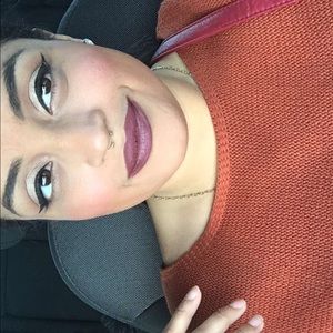 Meet your Posher, Kelly-ann