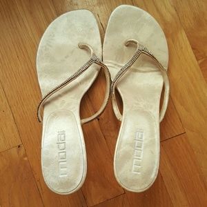 Elegant summer sandals