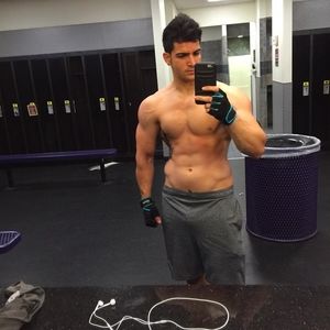 Meet your Posher, Jose h