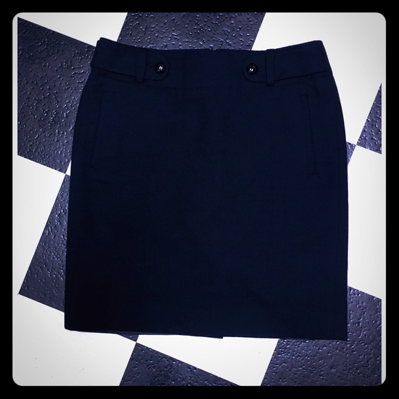 Banana Republic Black Skirt size 8