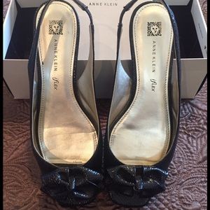 Anne Klein Peep Toe