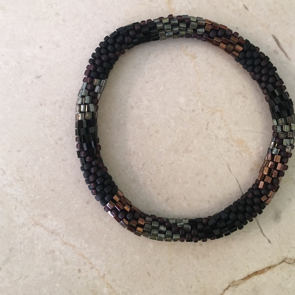 Bracelets - Picture 3 of 4