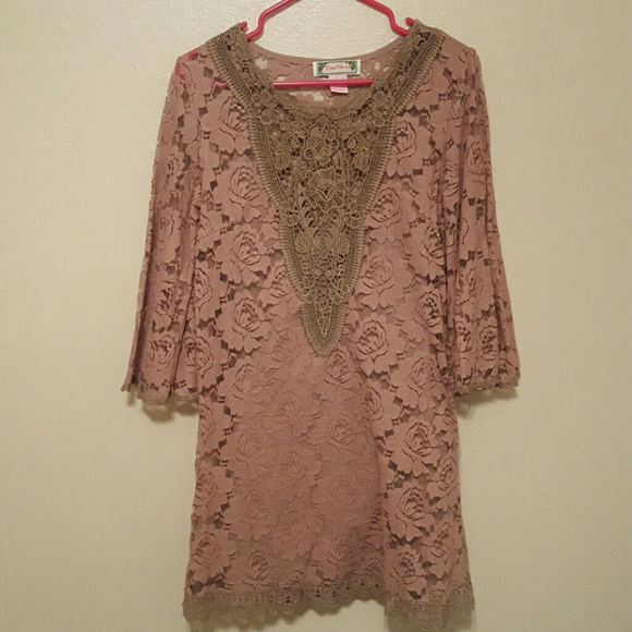 Stunning Lace dress