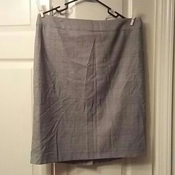 Knee length pencil skirt