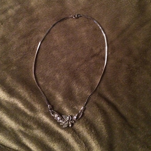 Silver necklace - Picture 2 of 2