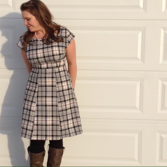 Plaid, boatneck, plaid dress