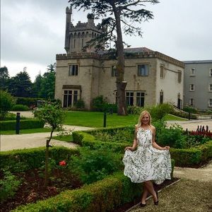 Meet your Posher, Laurie