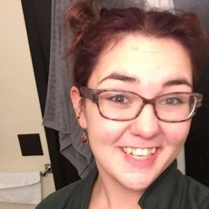 Meet your Posher, Brenna