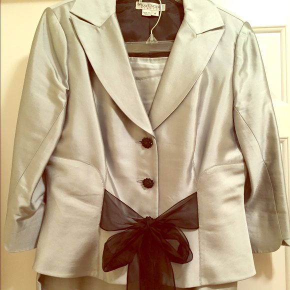 Kay Unger 2 piece suit, size 14 - Picture 1 of 4