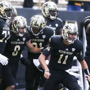 Meet your Posher, Brady