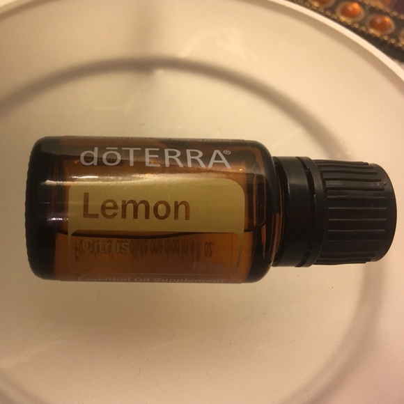 DoTerra Lemon essential oil