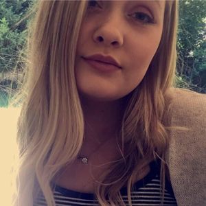 Meet your Posher, Lyndsie