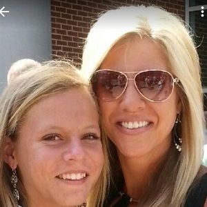 Meet your Posher, Pam