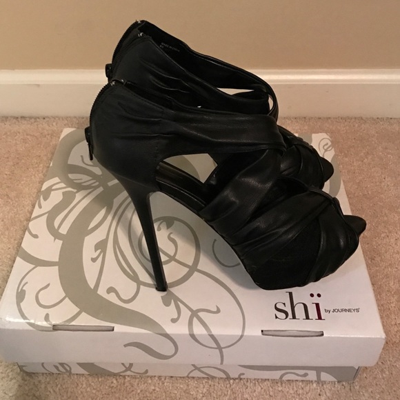 ✨ $8 Flash Sale Open Toe Heels