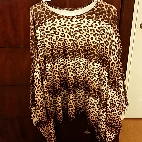 Animal print top