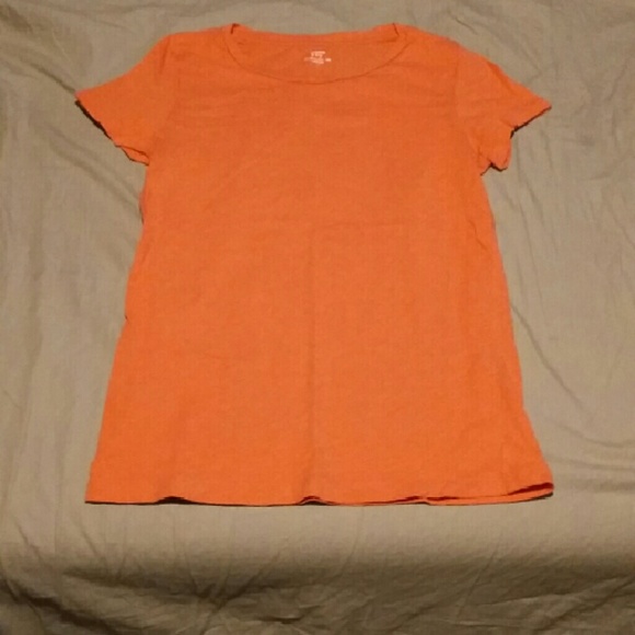 Orange tee shirt