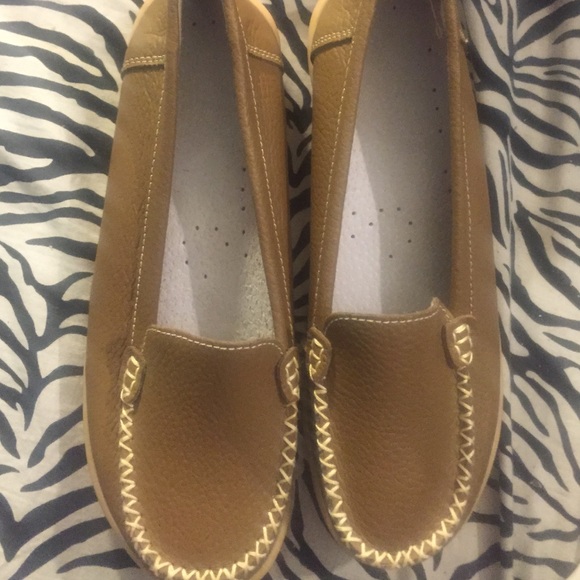 PU leather tan  canvas slip on loafer flats
