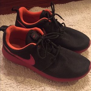 Nike Roshe Running Shoes