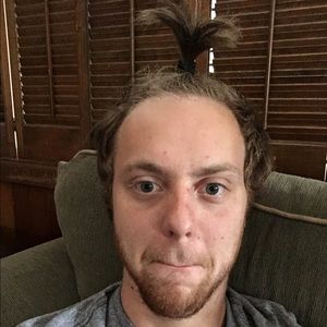 Meet your Posher, Beeb