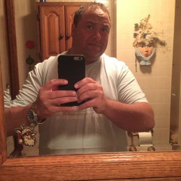 Meet your Posher, Derek - Picture 1 of 1