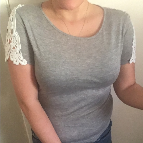Grey top