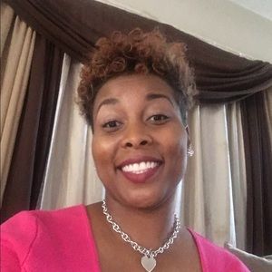 Meet your Posher, Candice