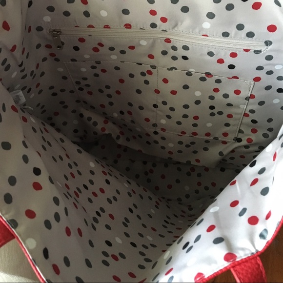 SOLD Thirty One Around Town Tote - Picture 3 of 4