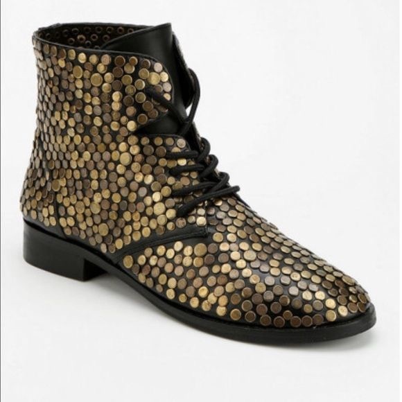 STUDDED Boots