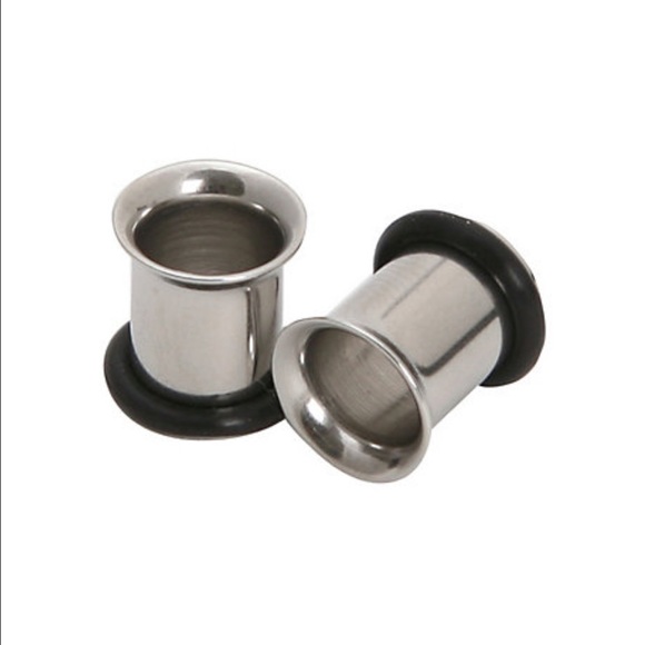 8 gauge Tunnels