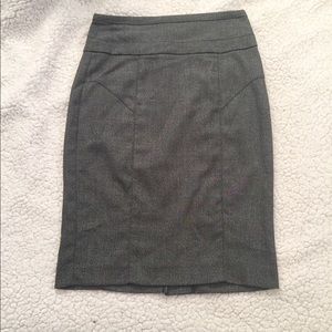 Grey pencil skirt