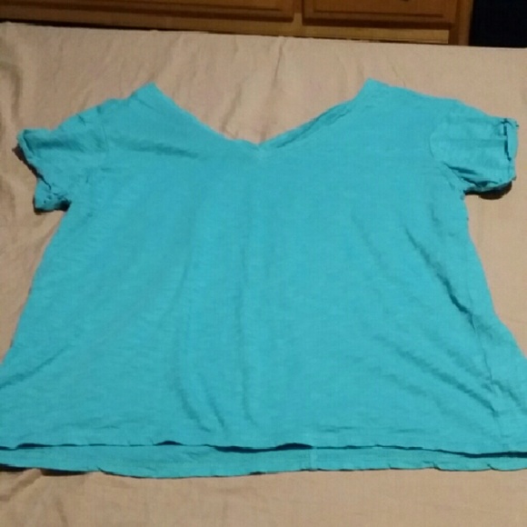 Blue/green yoga top