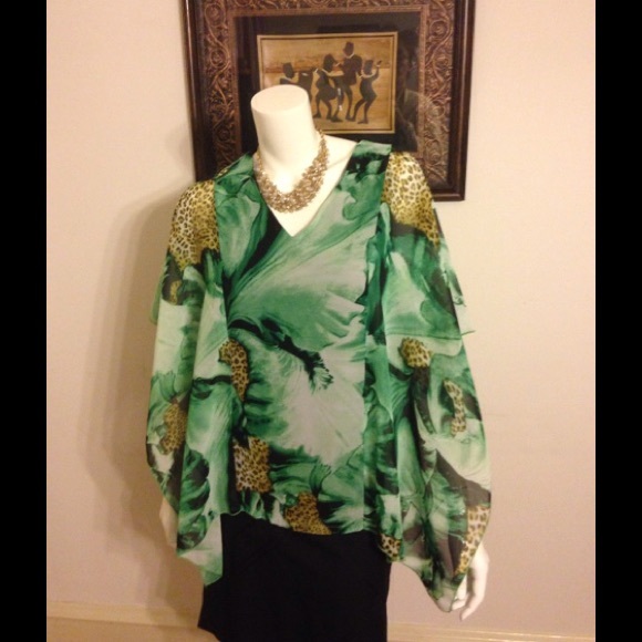 Batwing V-neck Top