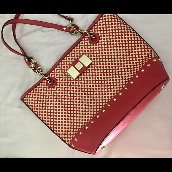 Anne Klein checkered tote