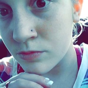 Meet your Posher, Kendra