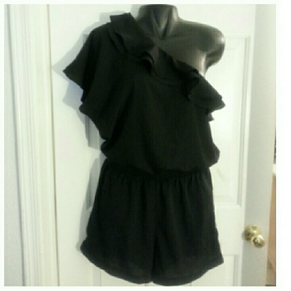 One Shoulder Romper - Picture 3 of 3